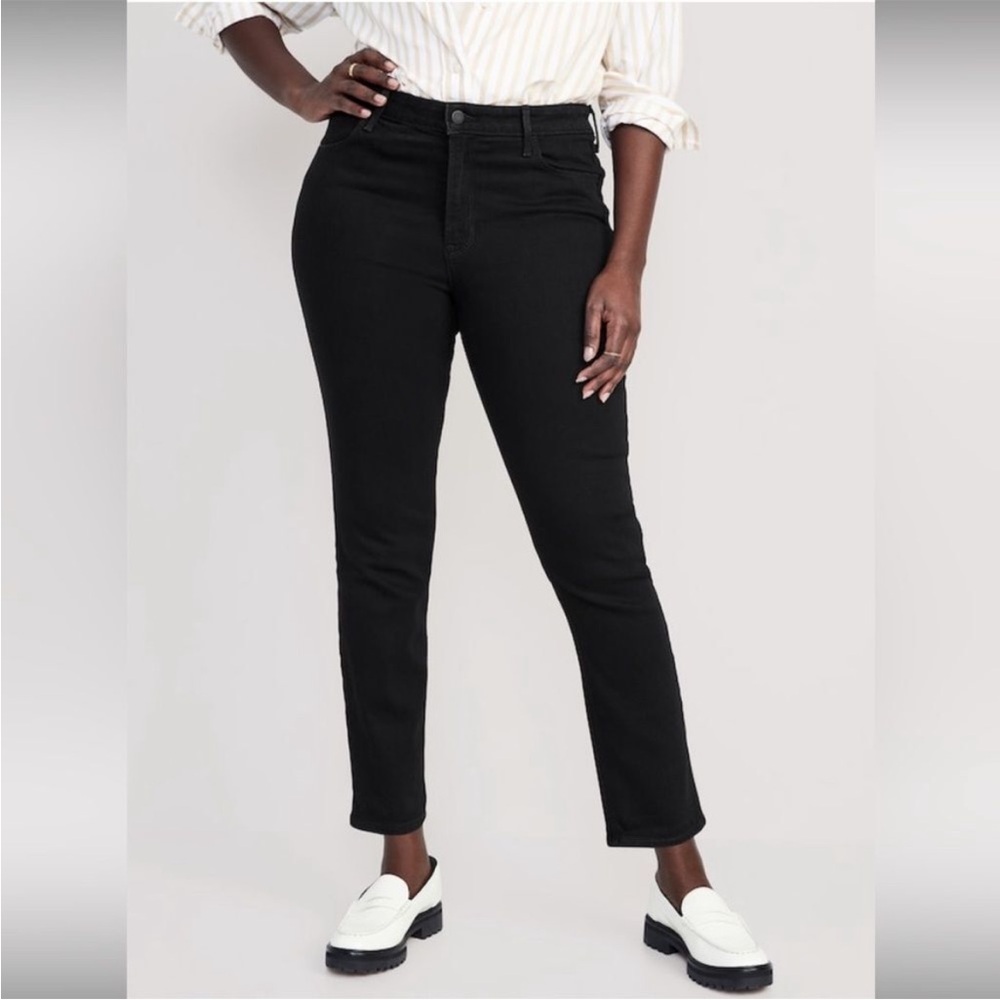 Old Navy NWOT Power Slim Straight High Rise Women's Black Jeans Sz 16 Raw Hem